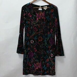 Beautiful Black Dress from eci.  Size M.  Black Velvet with beautiful colors.